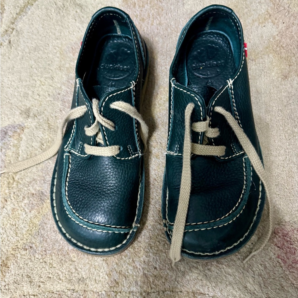 Duck Feet size 41 green Svendborg leather shoes.